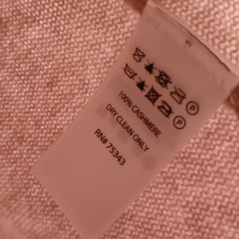 NWT Tahari Cashmere Tan Crew Neck Sweater - Picture 3 of 5